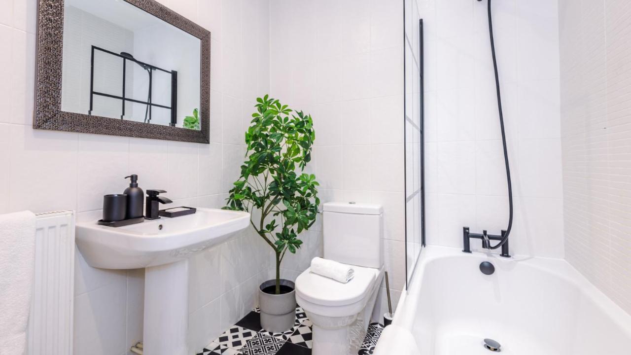 Wharf View Townhouse *